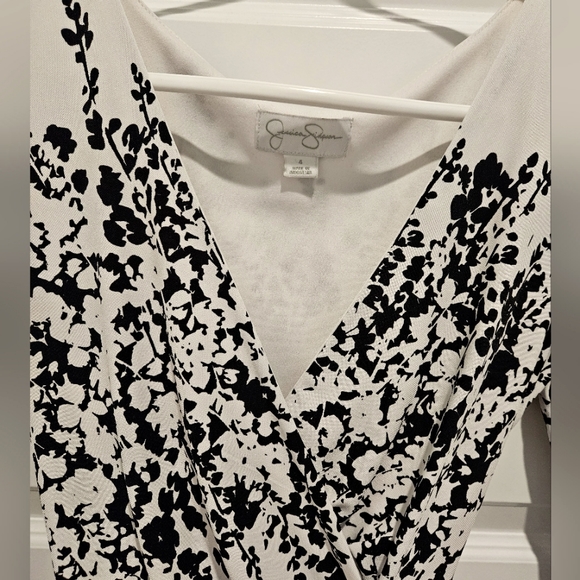 Jessica Simpson Wrap Dress - Picture 4 of 4